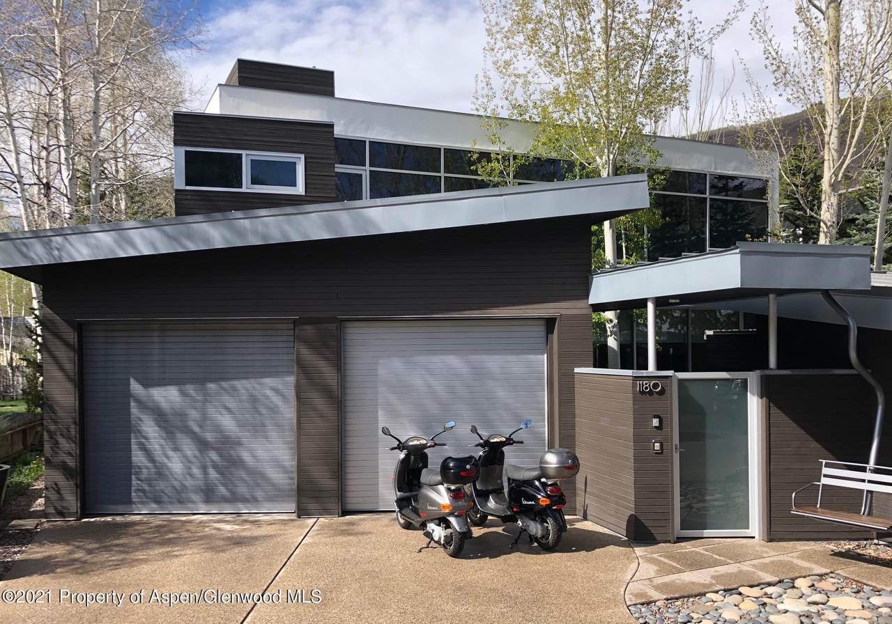 1180 Dale Avenue Avenue - Photo 1