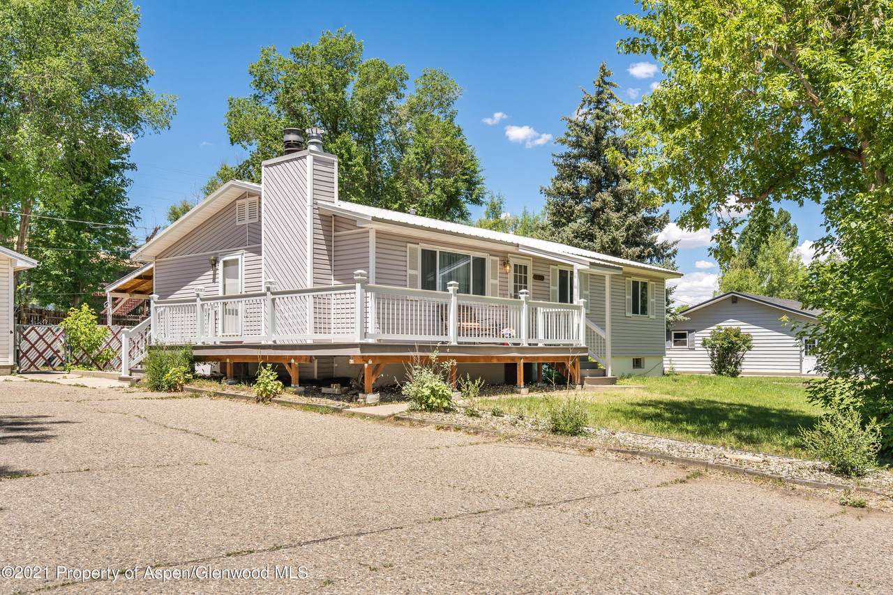 1240 Barclay Street - Photo 1