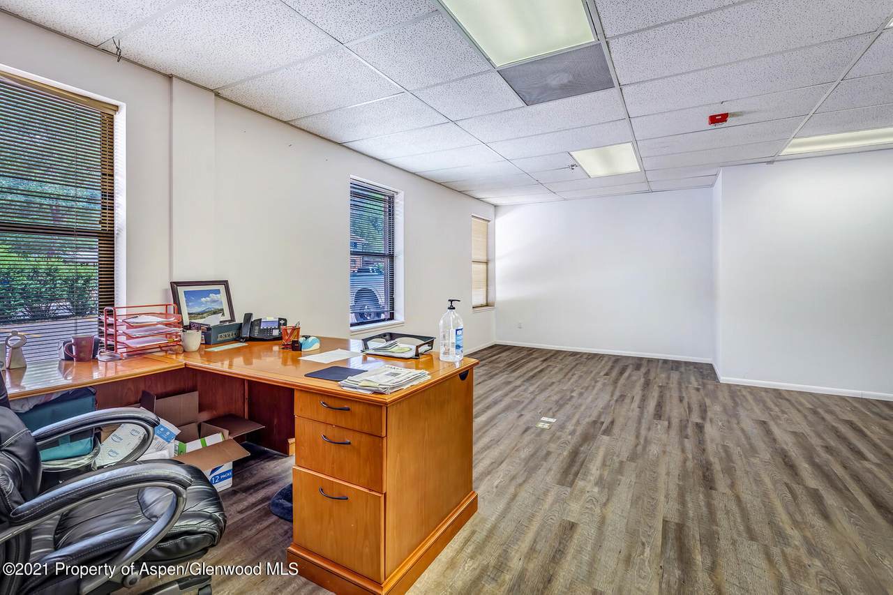 401 23rd Street - Photo 1