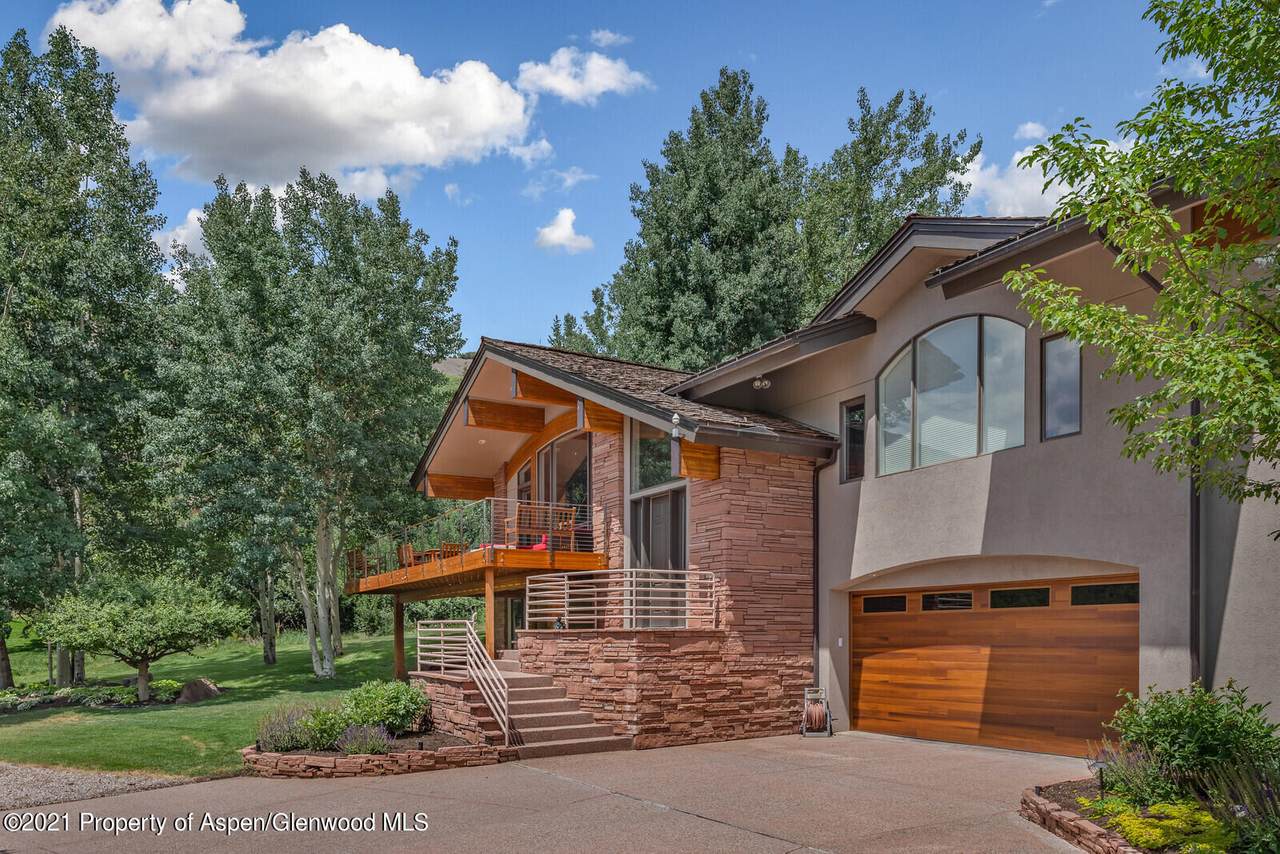 500 Sinclair Road - Photo 1
