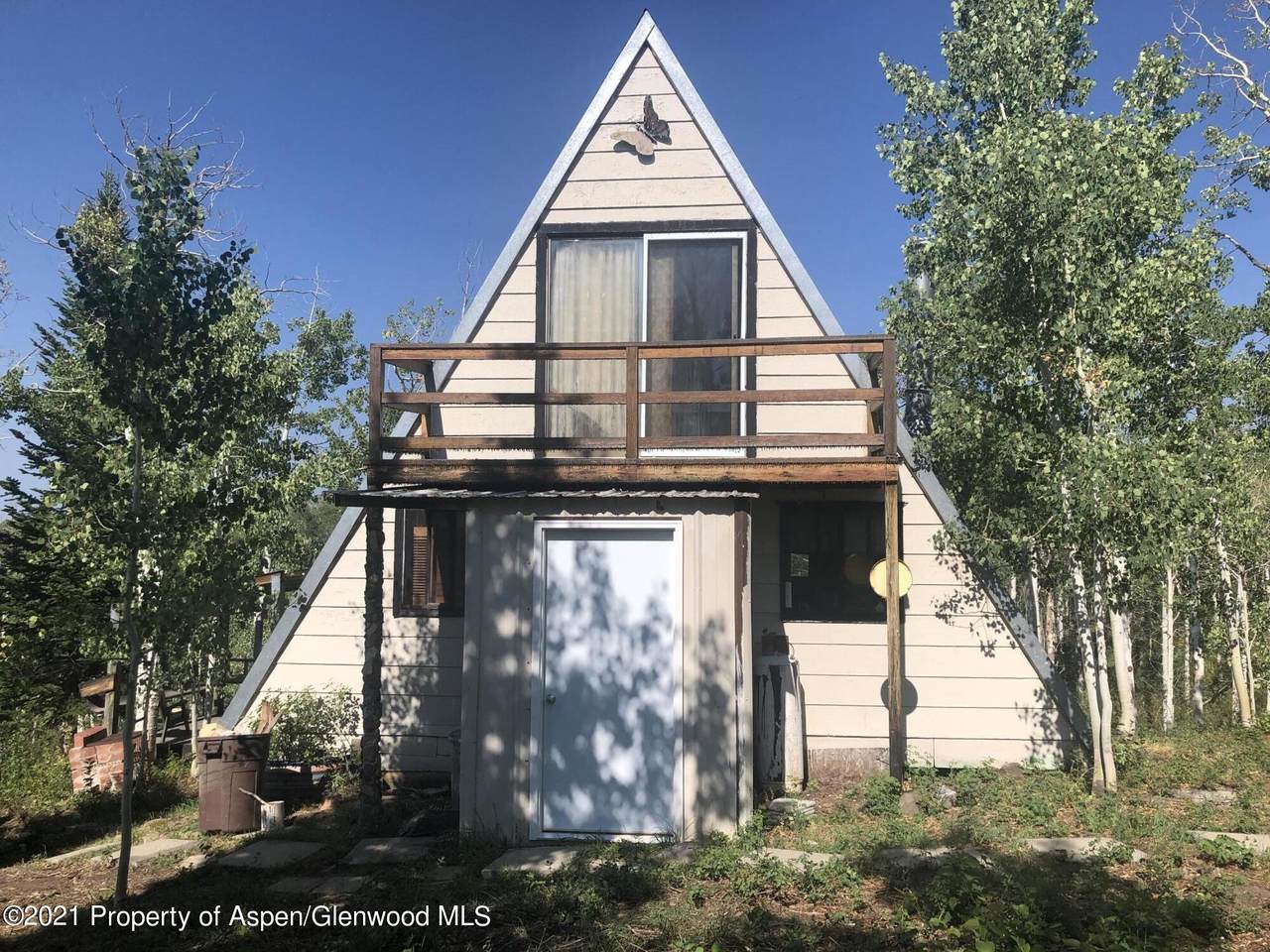 1622 Timberlane Drive - Photo 1