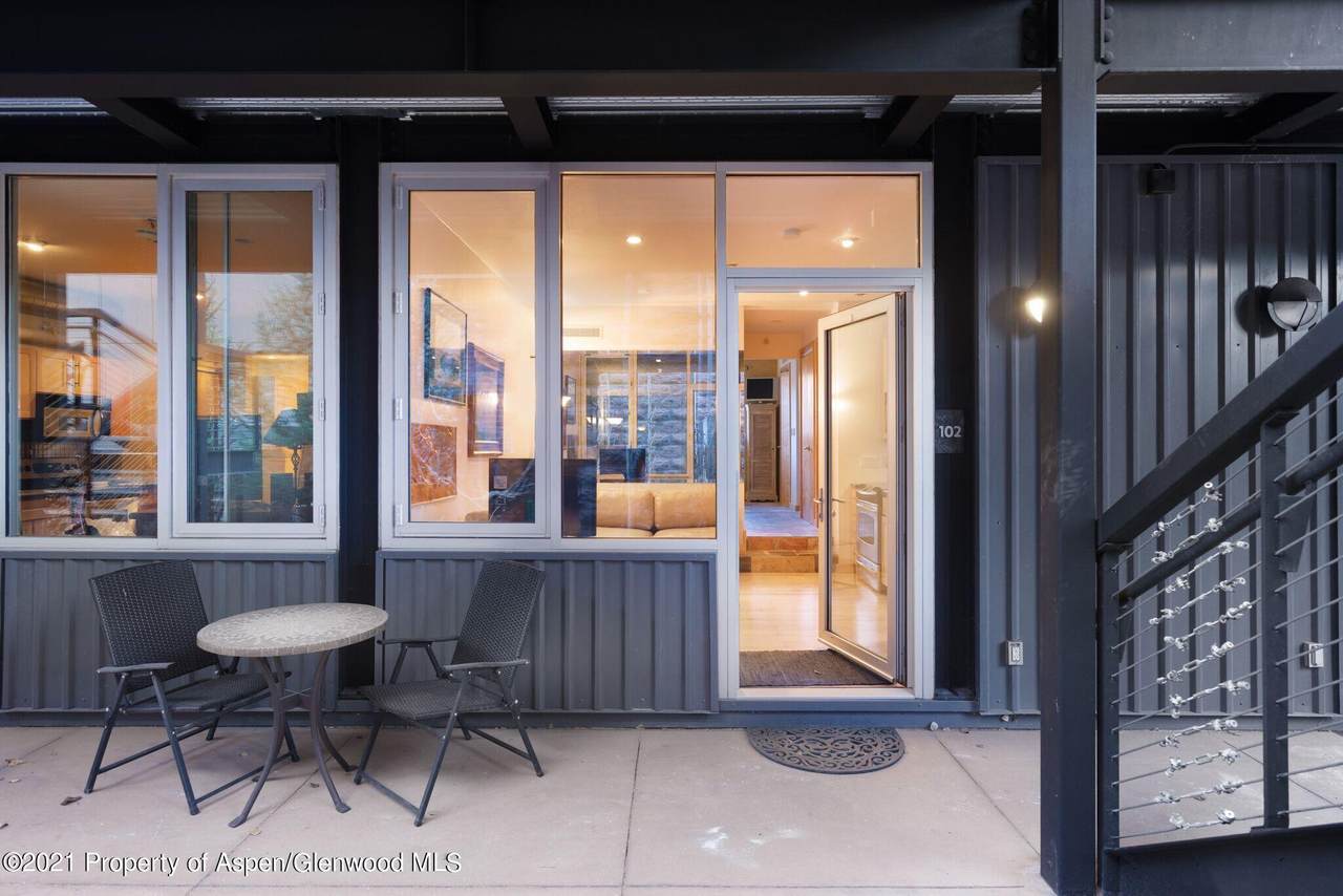 434 Main Street - Photo 1