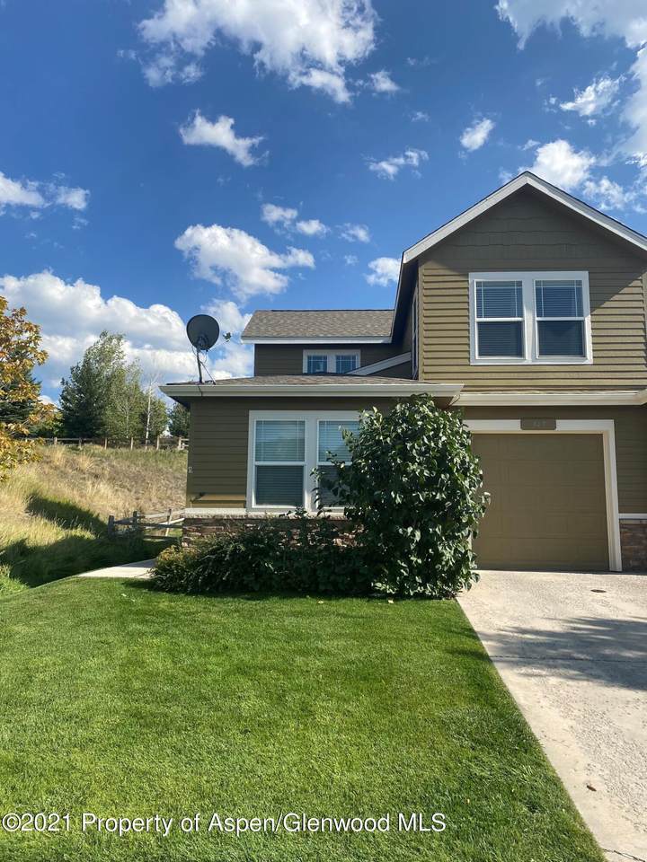 347 Capital Court - Photo 1