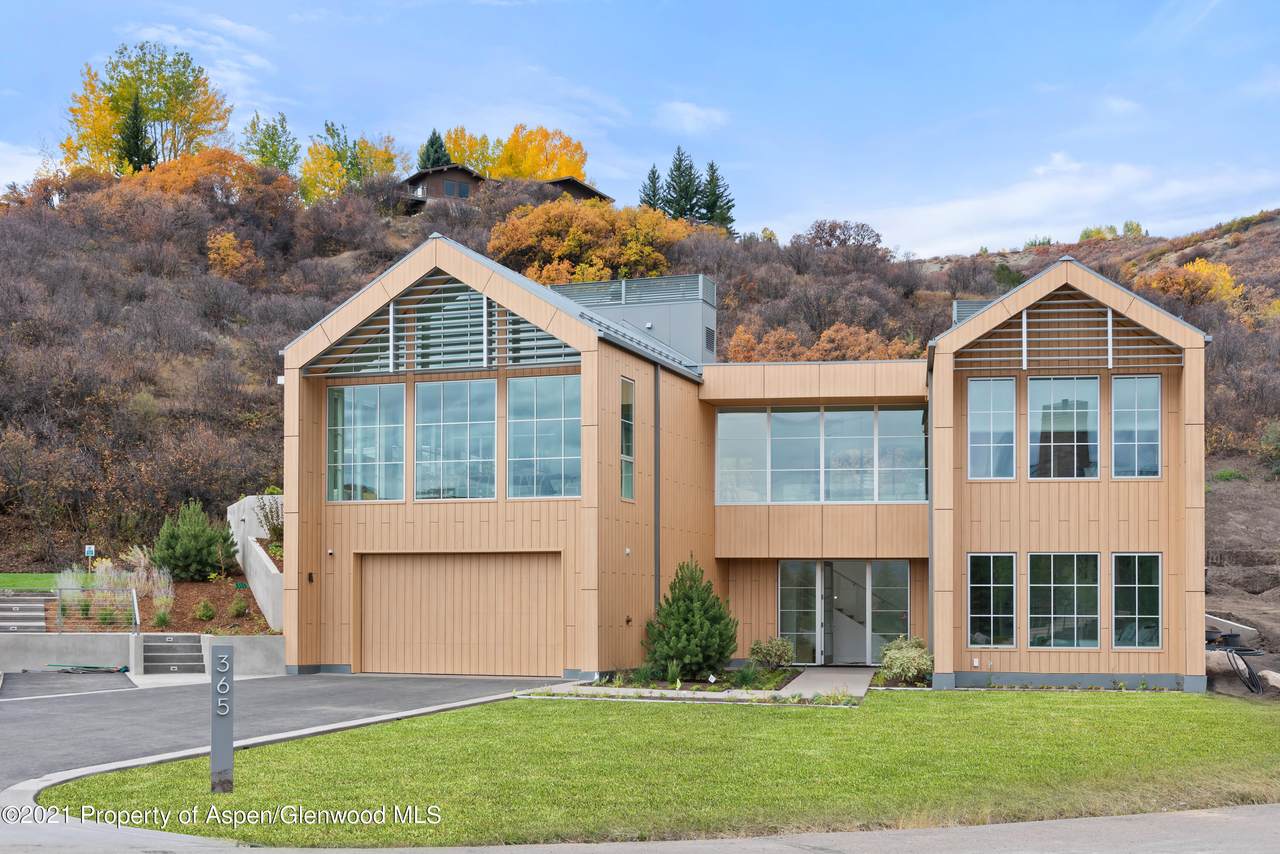 365 Branding Lane - Photo 1