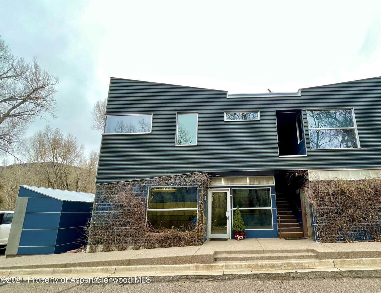 129 Emma Rd - Photo 1