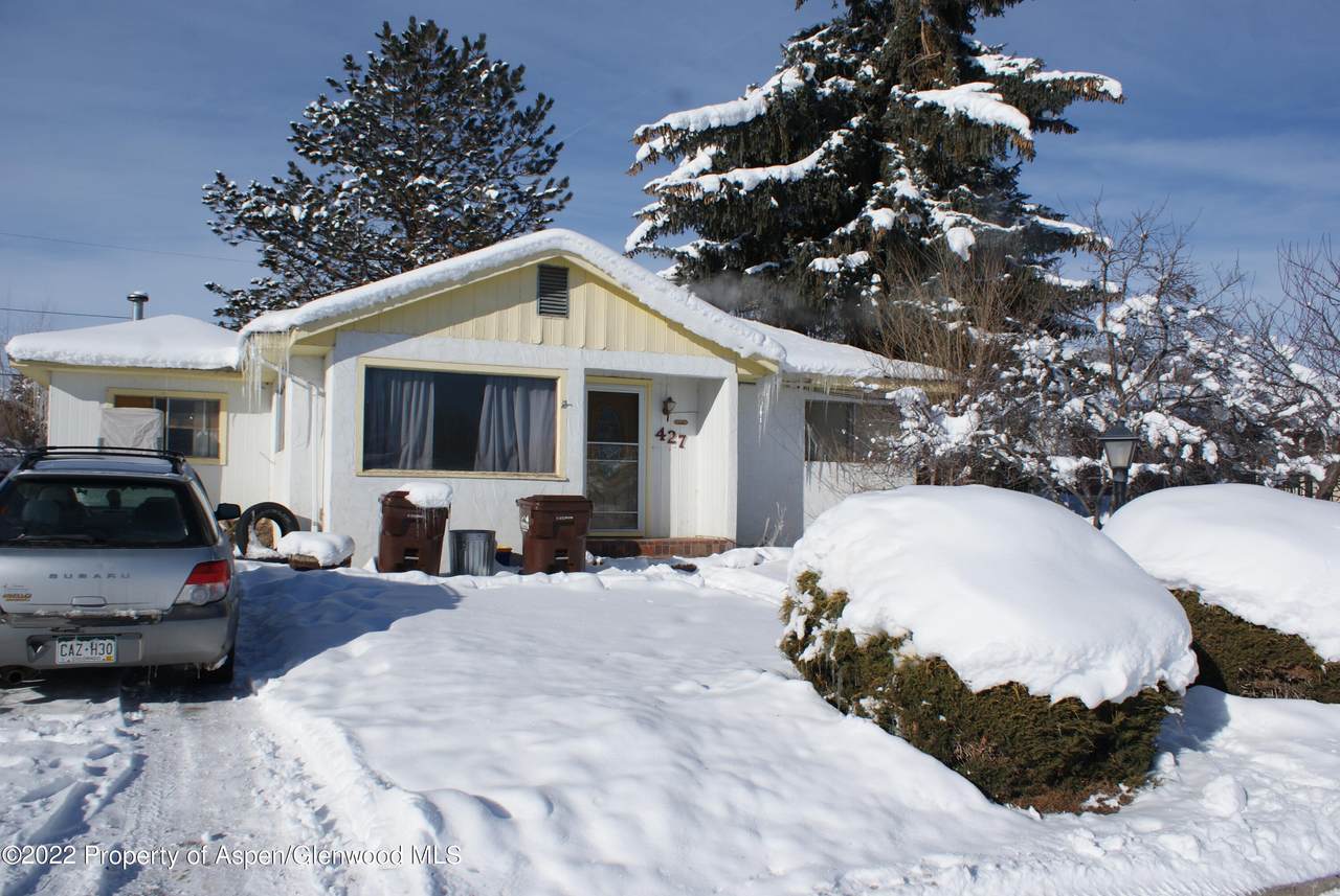 427 Prefontaine Avenue - Photo 1