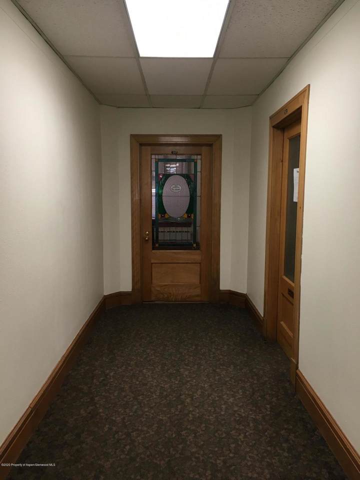 214 8th Grand Street - Photo 1