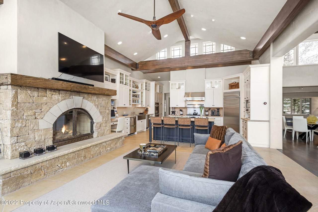 75 Glen Eagle Drive - Photo 1
