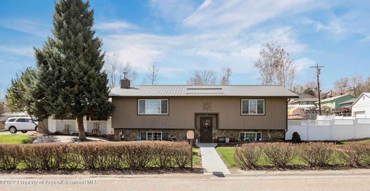 110 12th Street - Photo 1