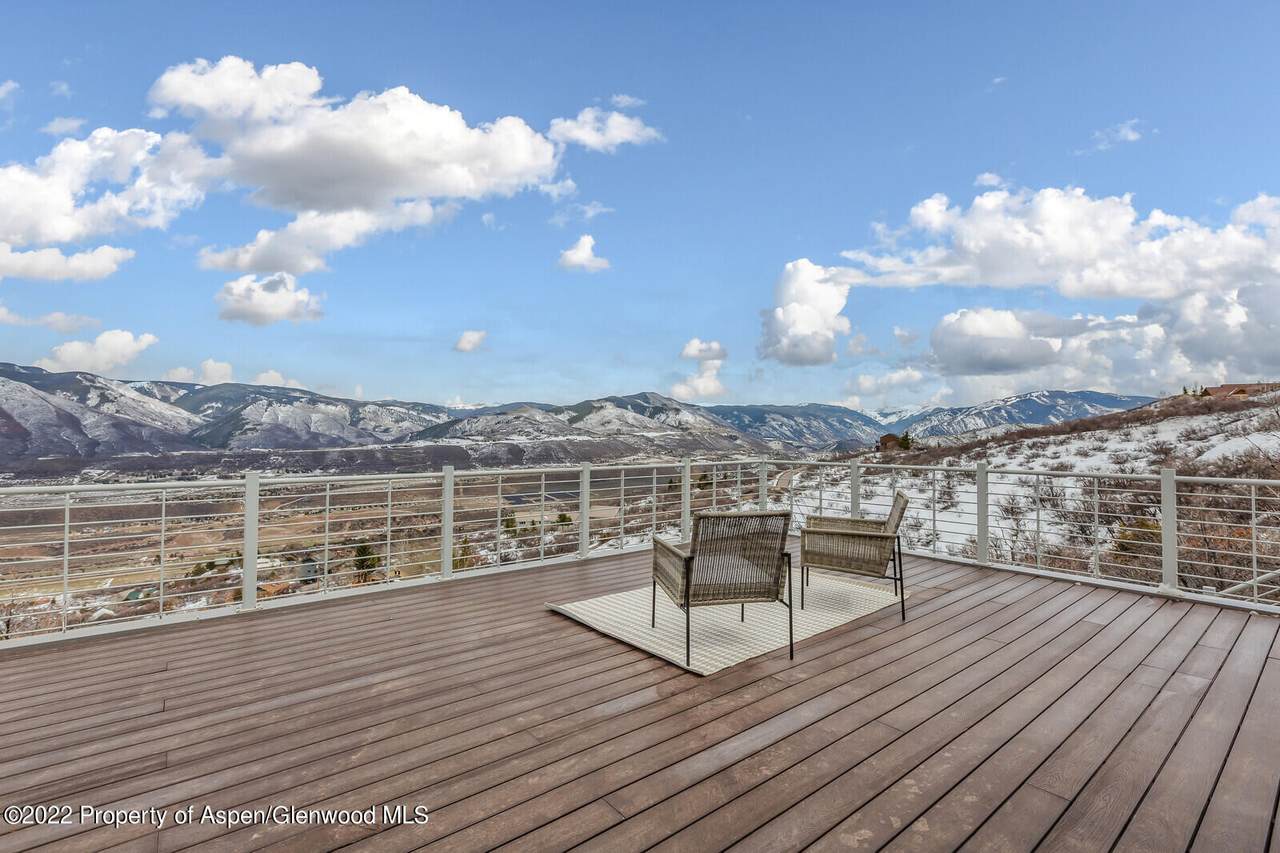 2661 Juniper Hill Road - Photo 1