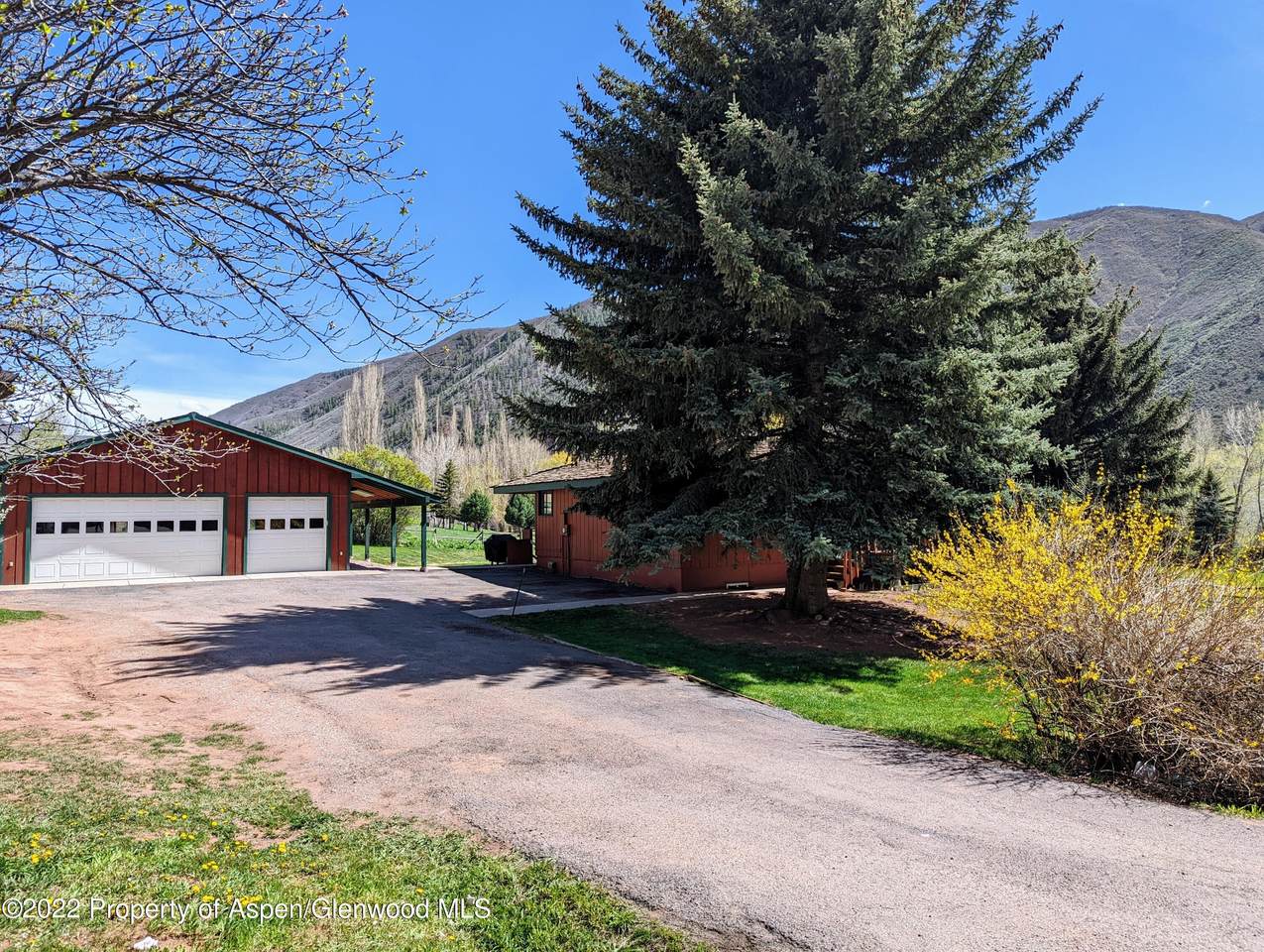80 Bishop Drive - Photo 1