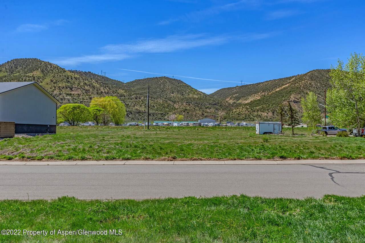 1593 Enterprise Court - Photo 1