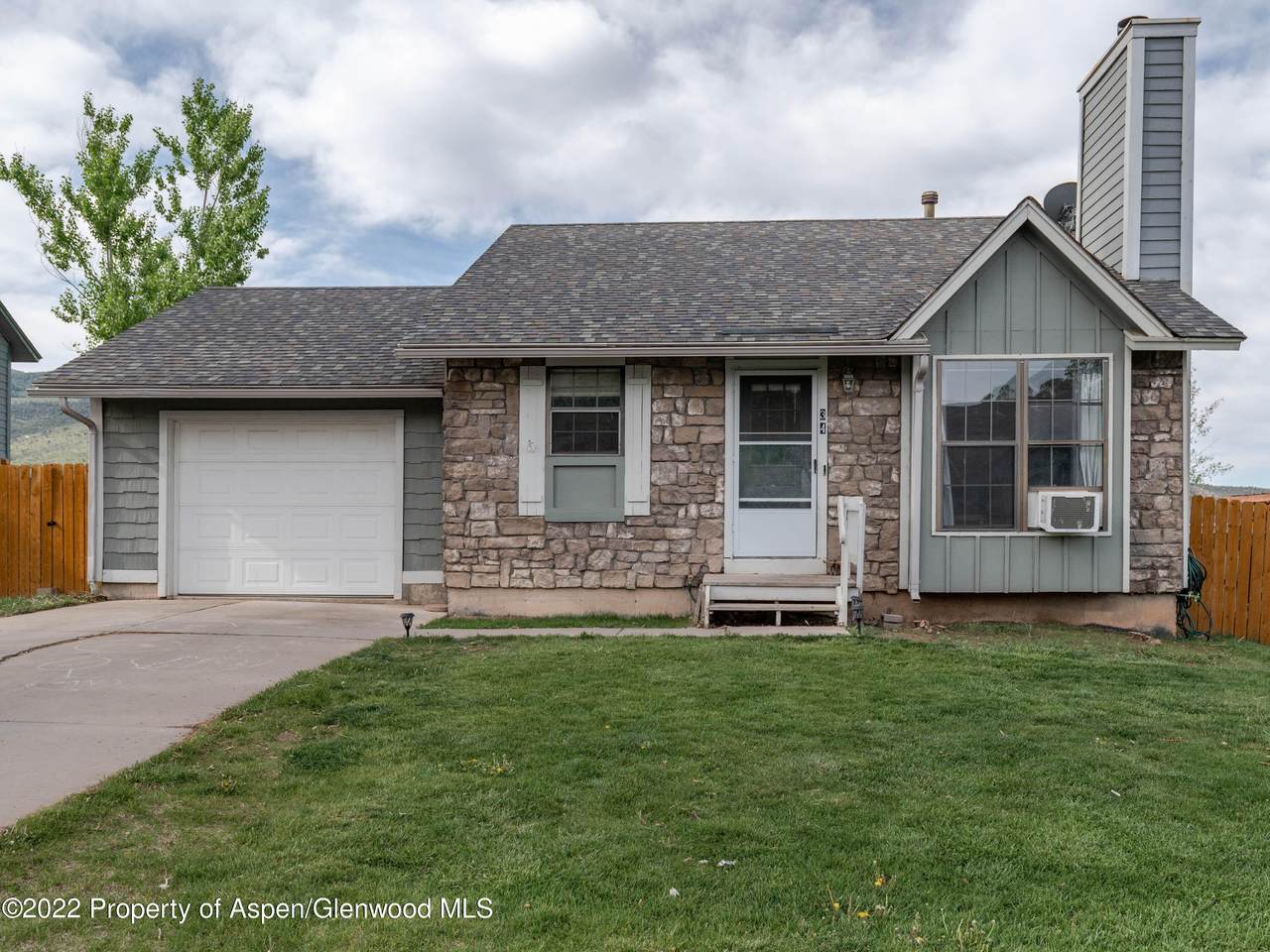 34 Rosewood Way - Photo 1