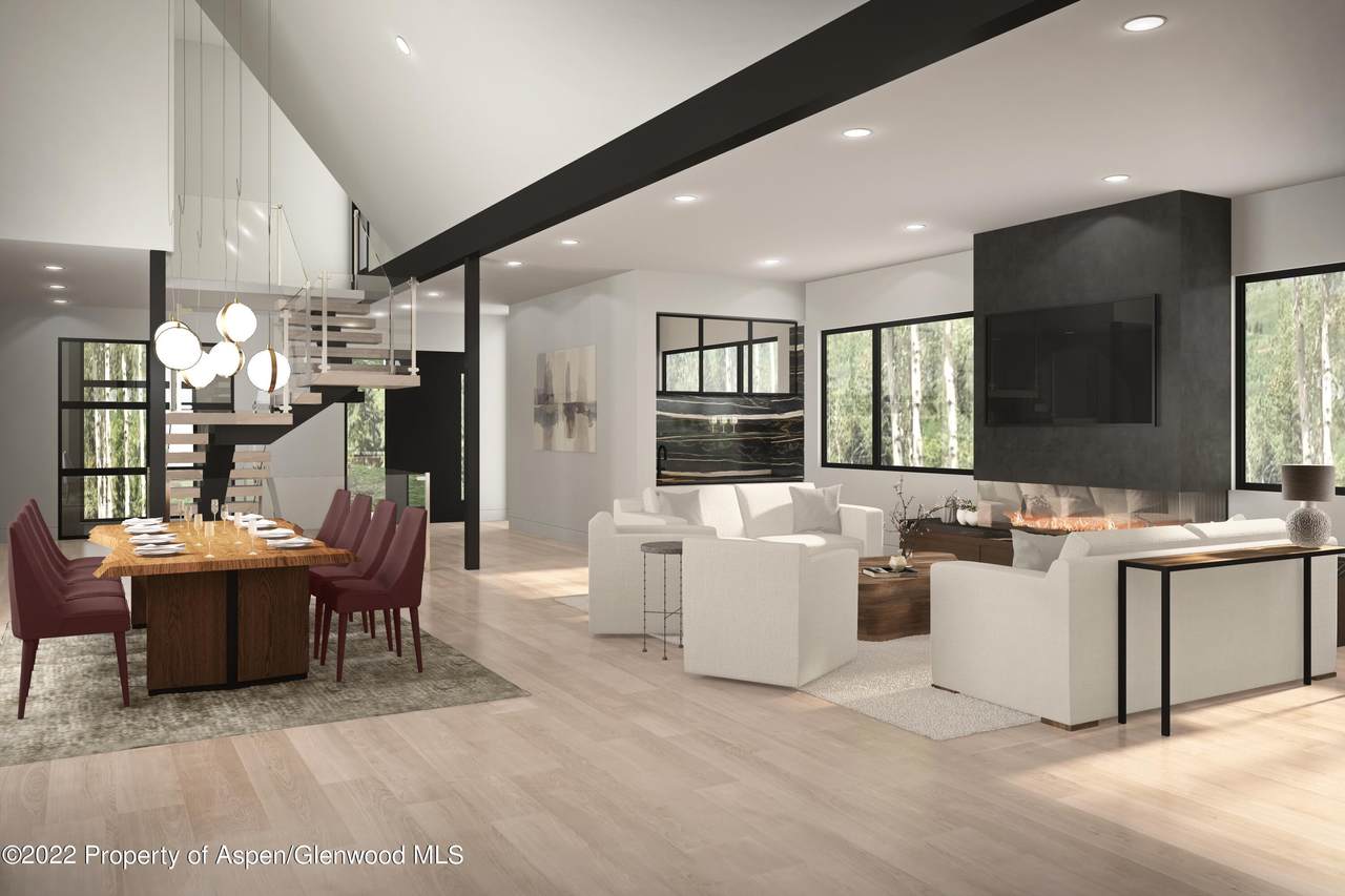 725 Smuggler Street - Photo 1