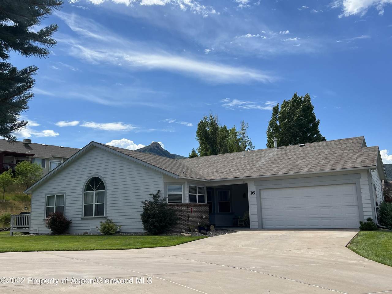 16 Ridge Court - Photo 1