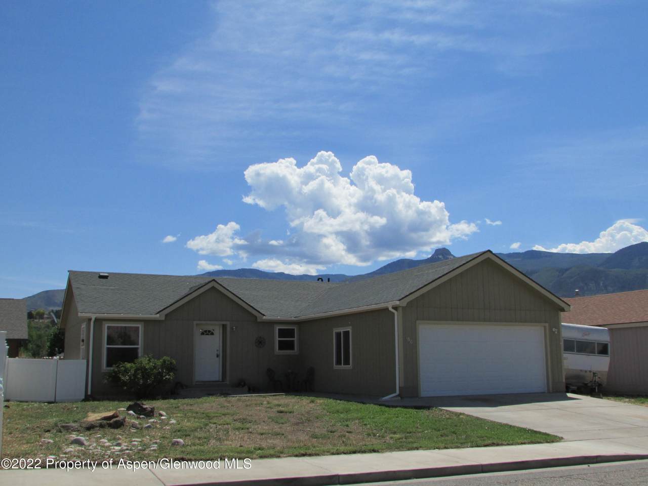 160 Yampa Avenue - Photo 1