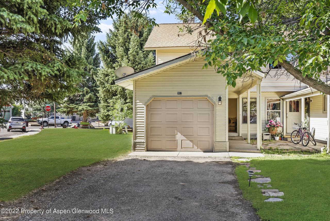 907 Village Road - Photo 1
