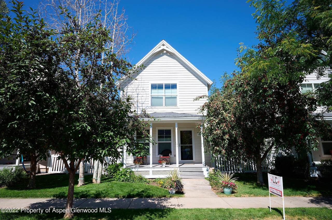 4263 Clark Street - Photo 1