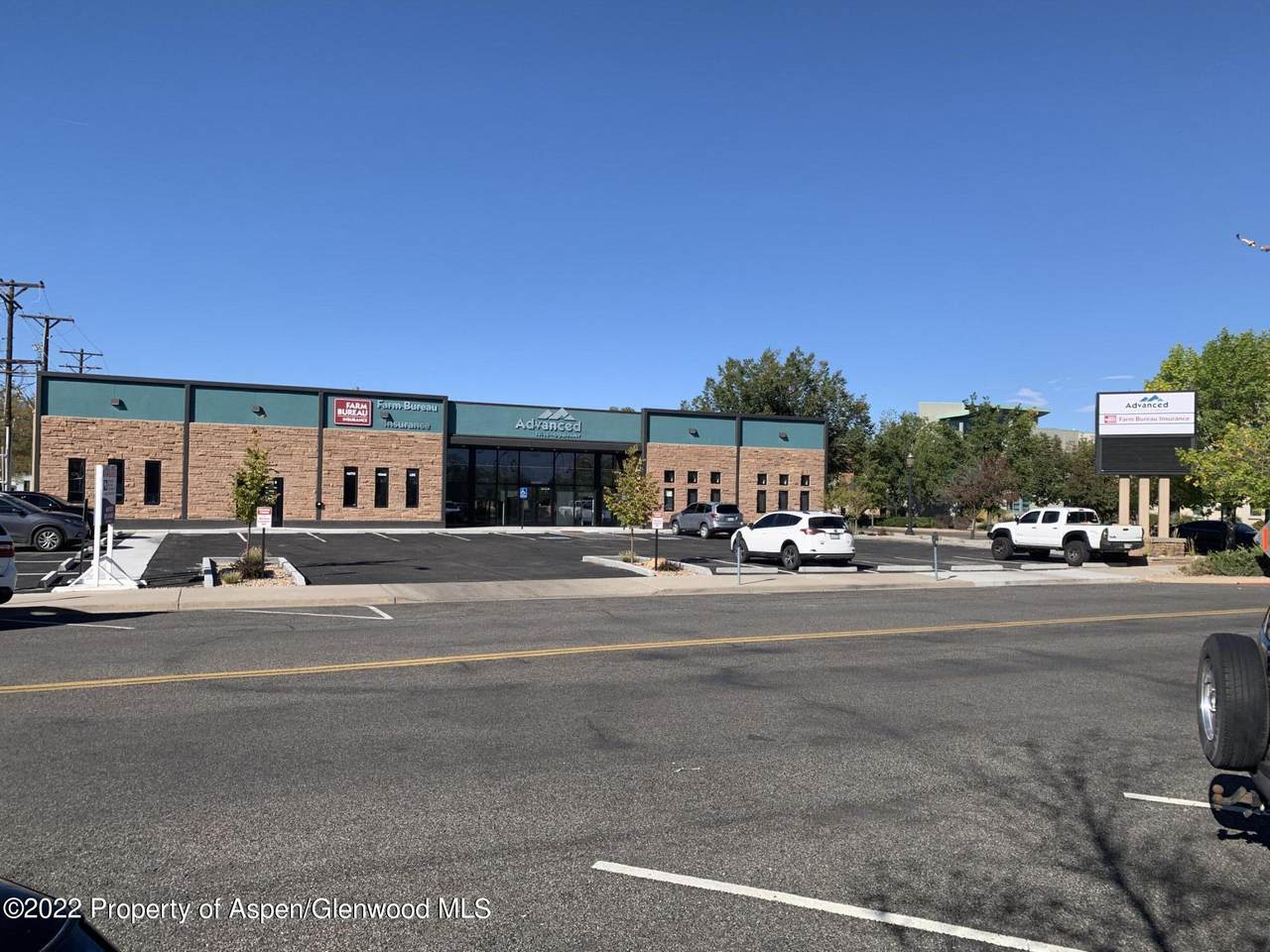 660 Rood Ave Avenue - Photo 1