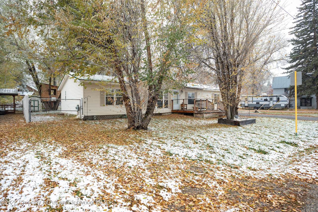 300 Washington Avenue - Photo 1