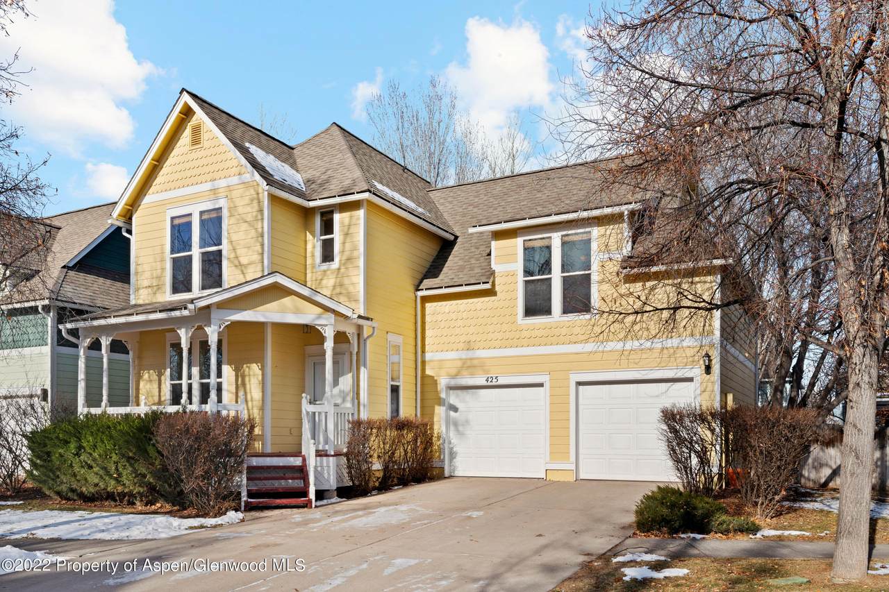 425 Boyd Drive - Photo 1