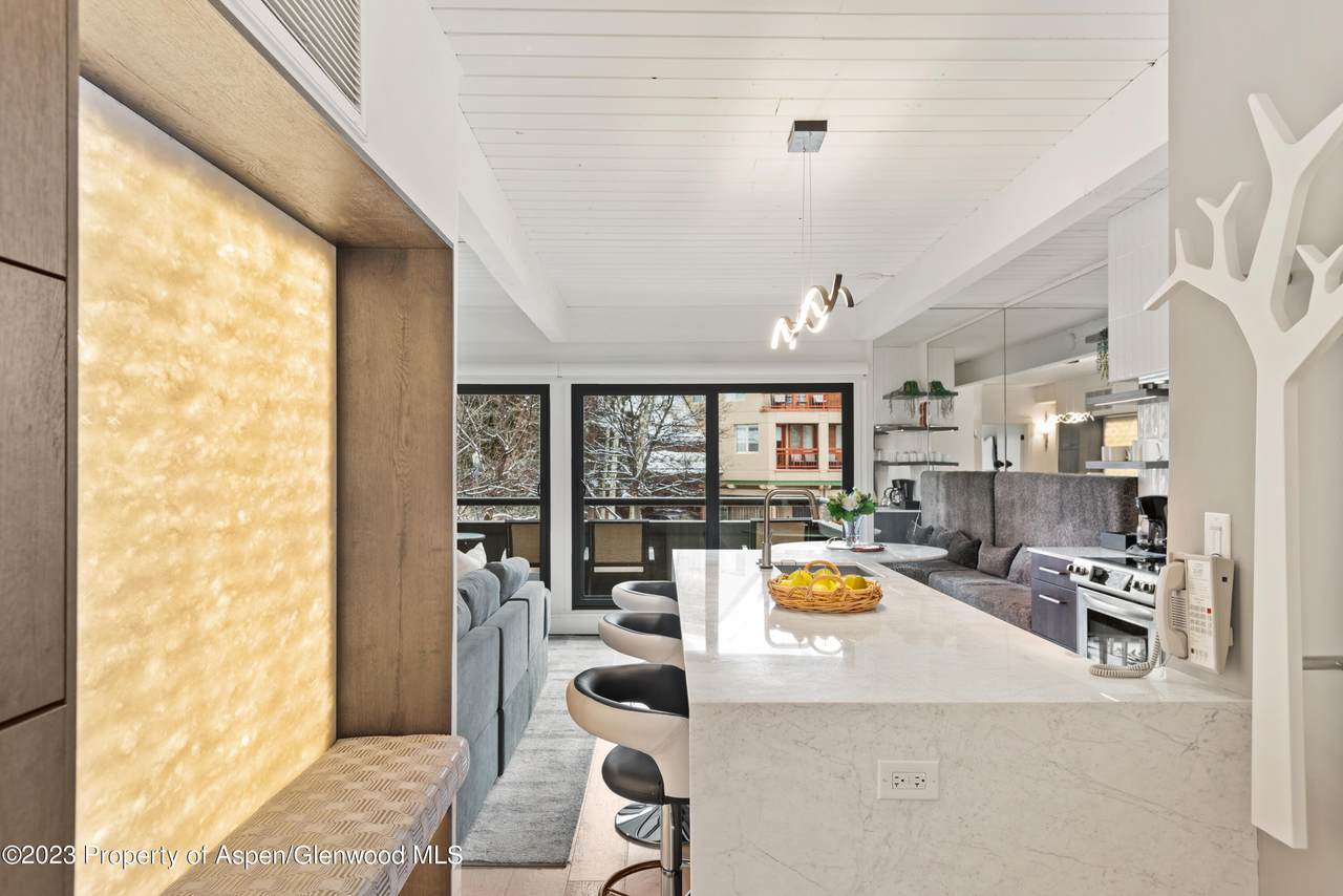617 Cooper Avenue - Photo 1