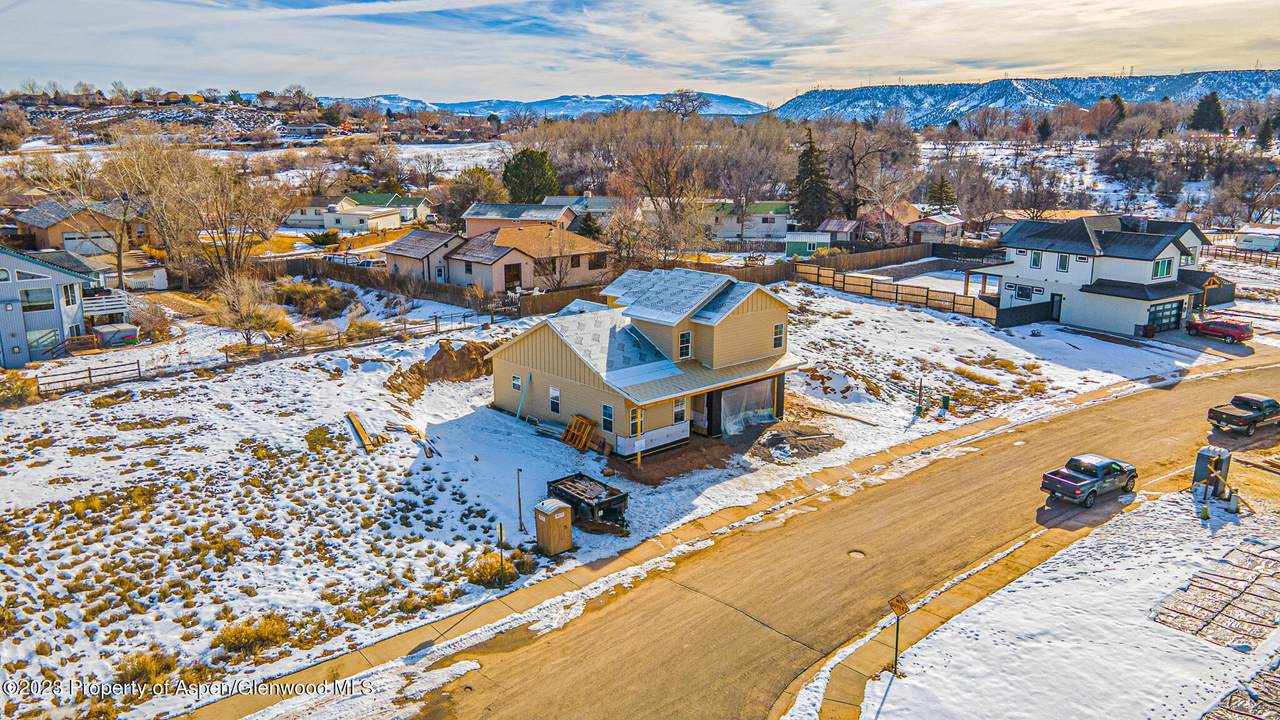 1416 Rifle Heights Drive - Photo 1