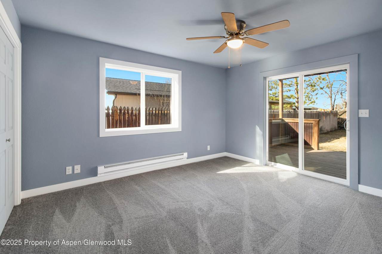 681 7TH Street - Photo 1