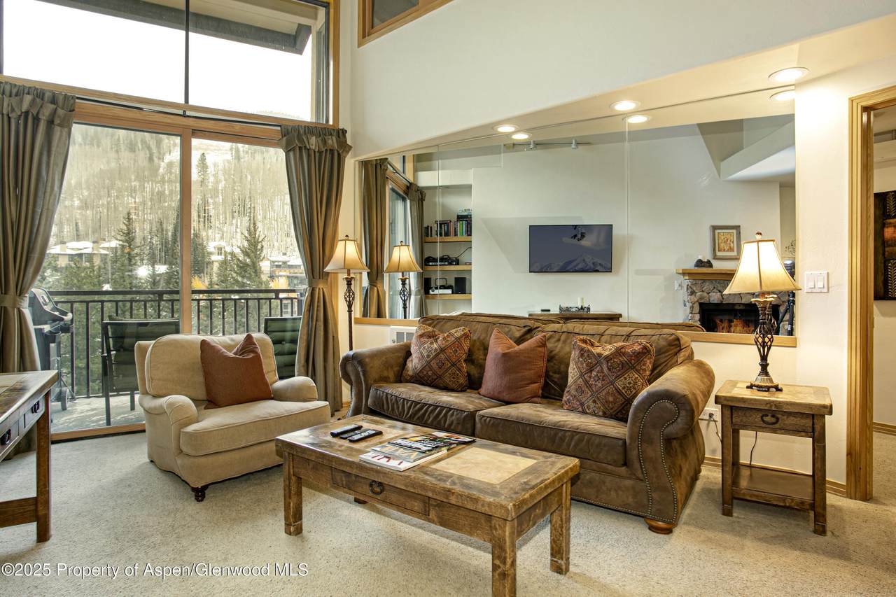 680 Lionshead Place - Photo 1