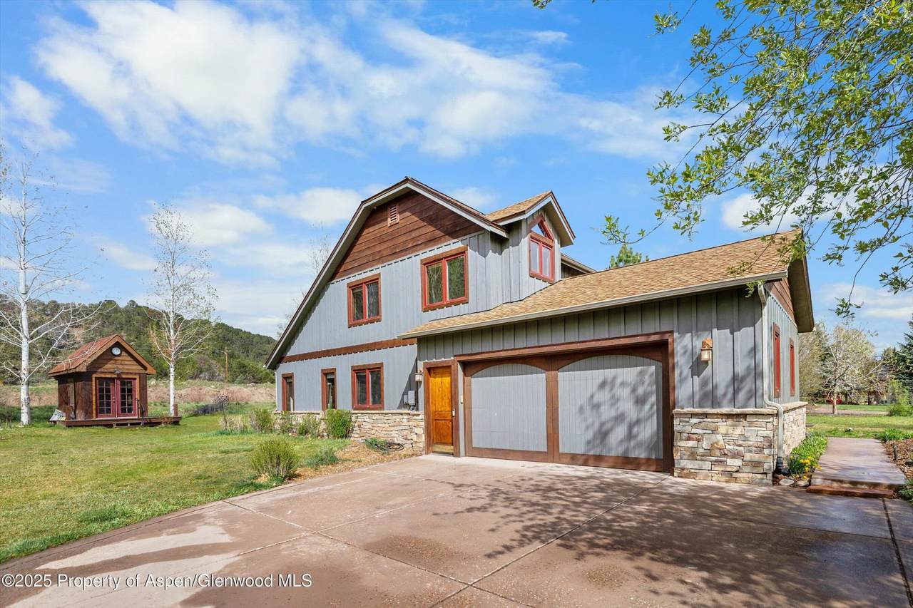 59 Iron Horse Road - Photo 1