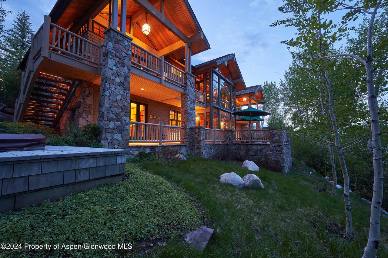 1614 Faraway Road - Photo 1