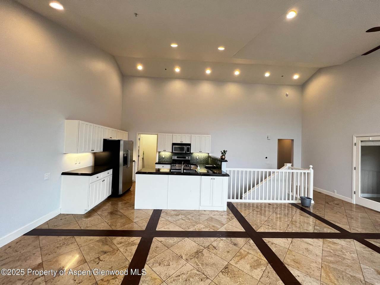 540 Evans Court - Photo 1