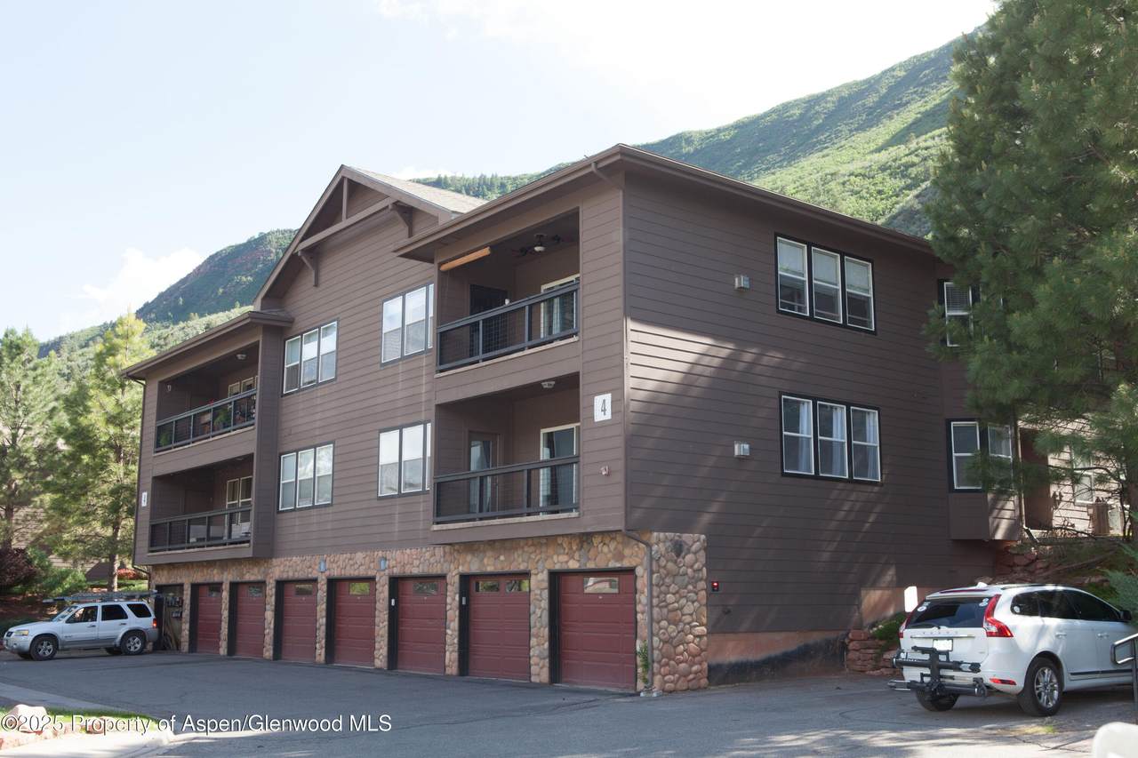 2701 Midland Avenue - Photo 1
