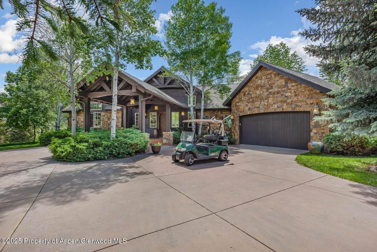36 Primrose Lane - Photo 1