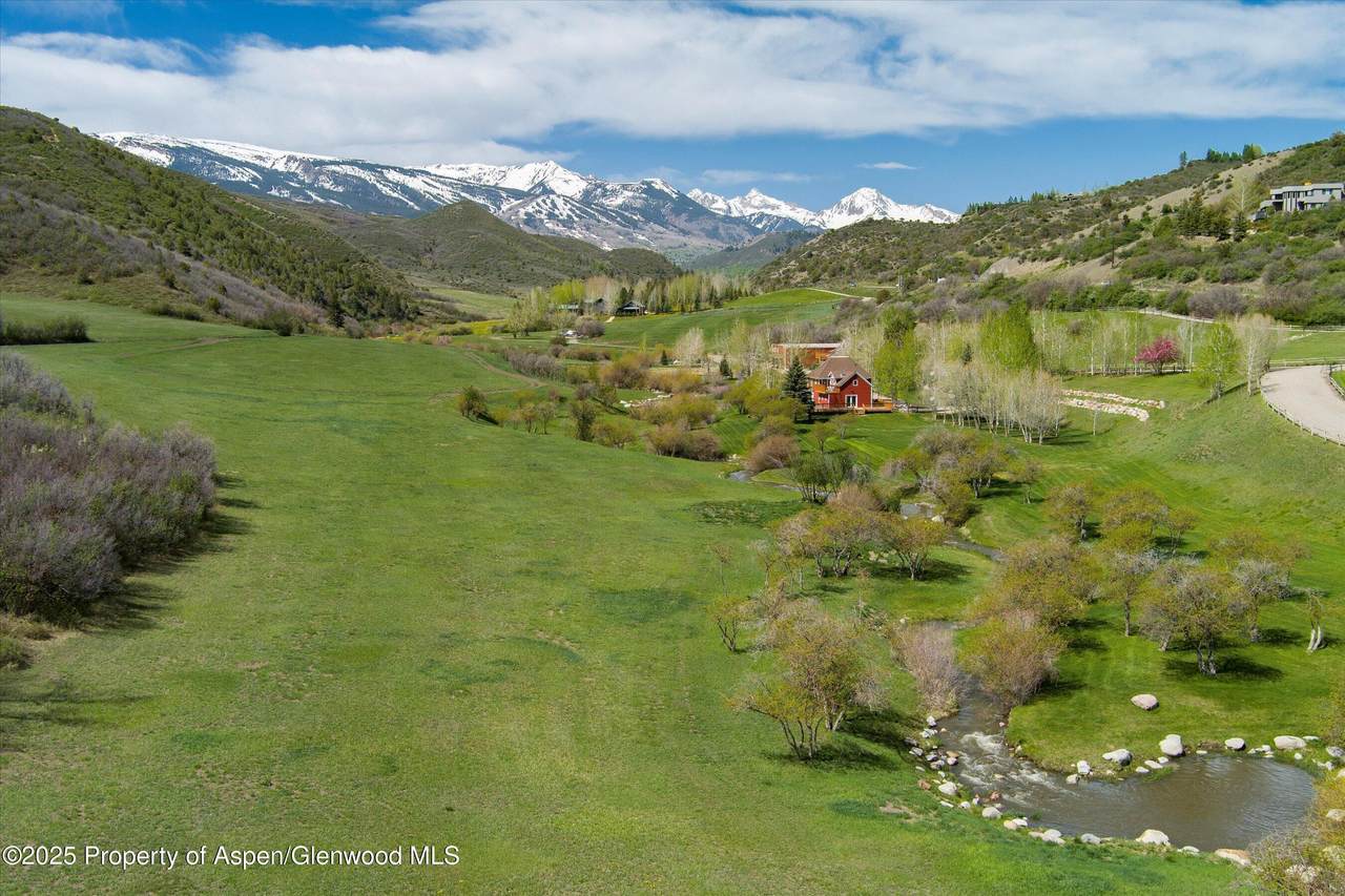 660 Brush Creek Road - Photo 1