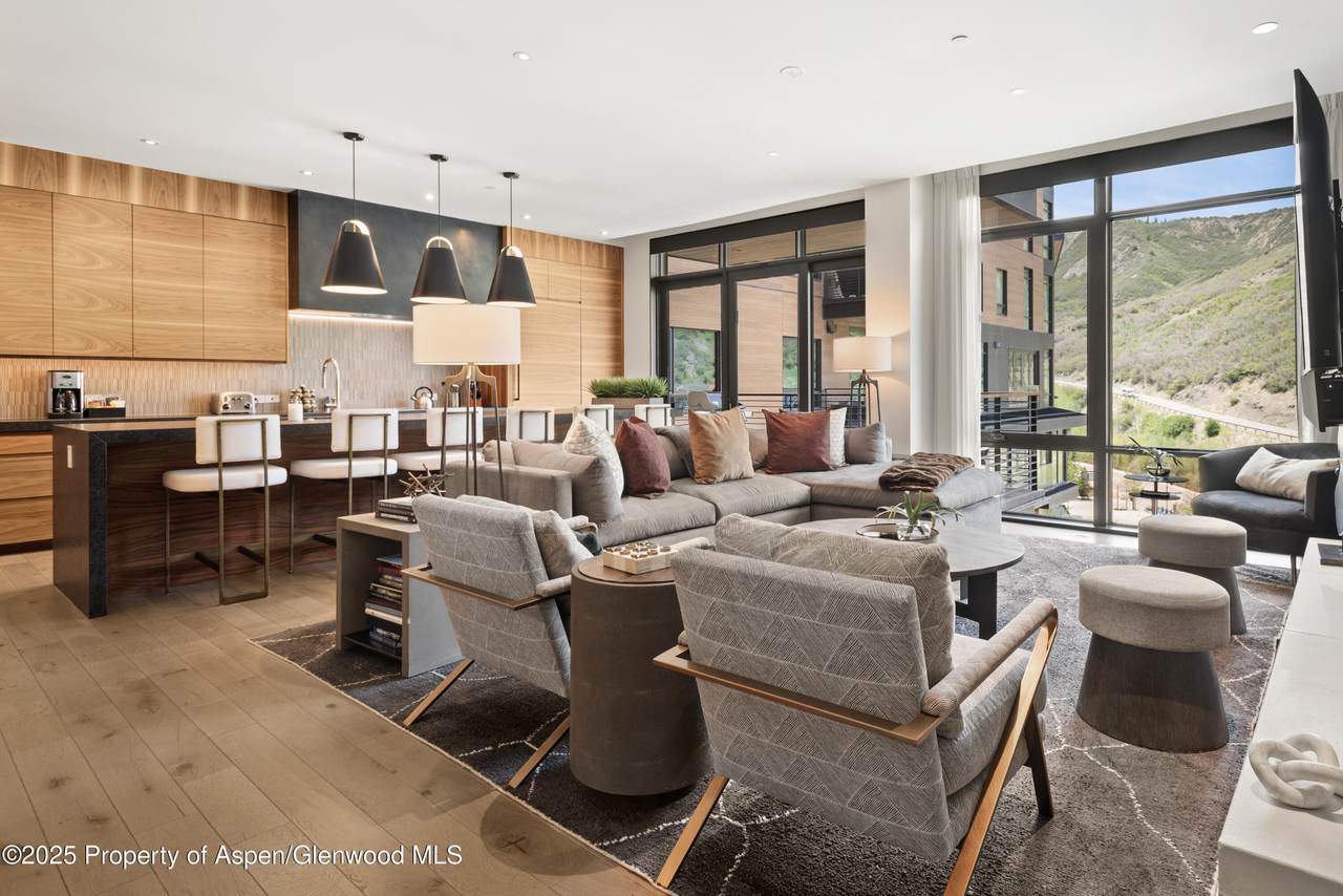 77 Wood Road - Photo 1
