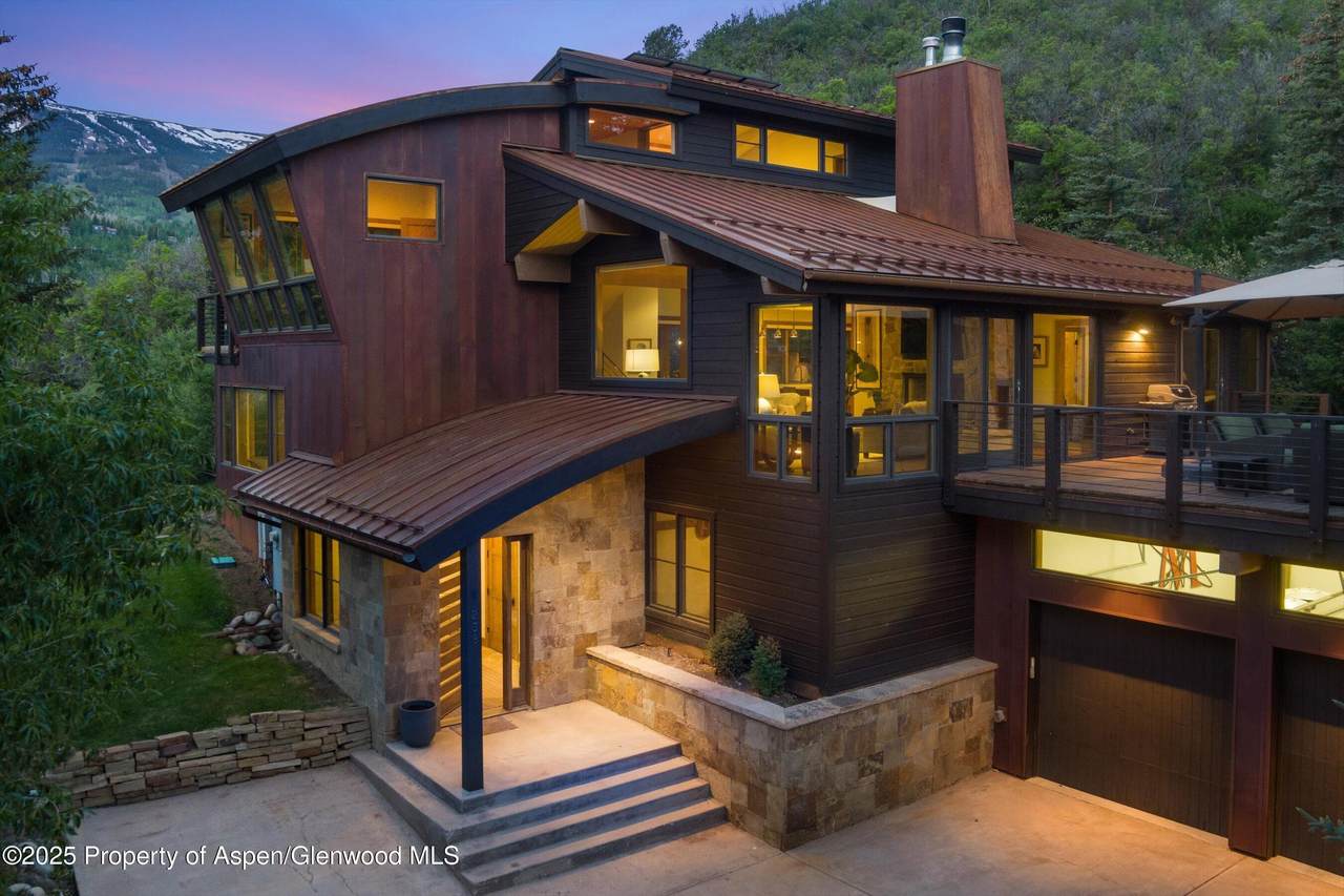 238 Terrace Drive - Photo 1