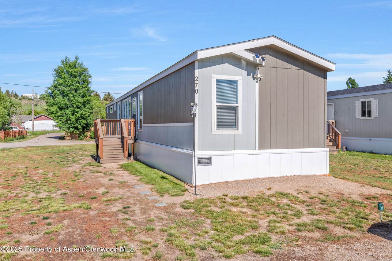 270 2ND Street - Photo 1