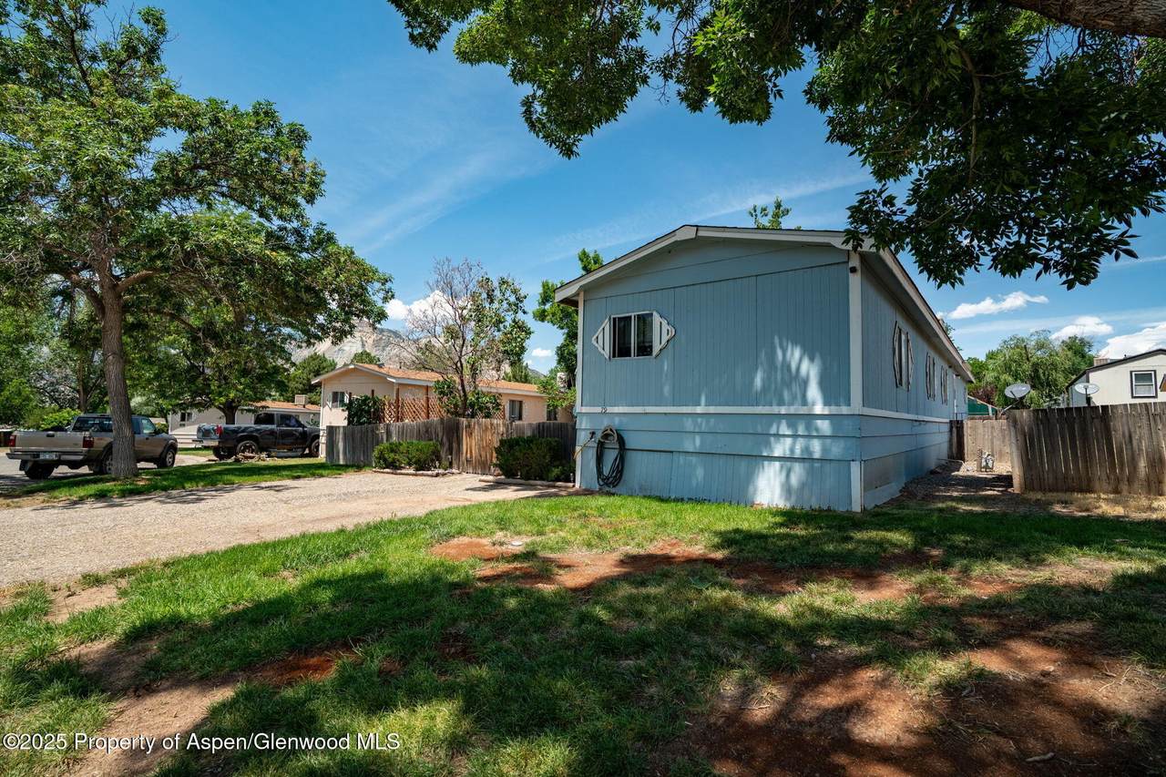 79 Silverbell Place - Photo 1