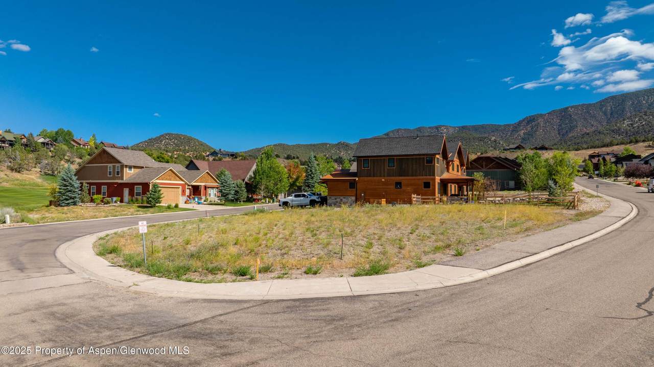 24 Deer Valley Drive - Photo 1