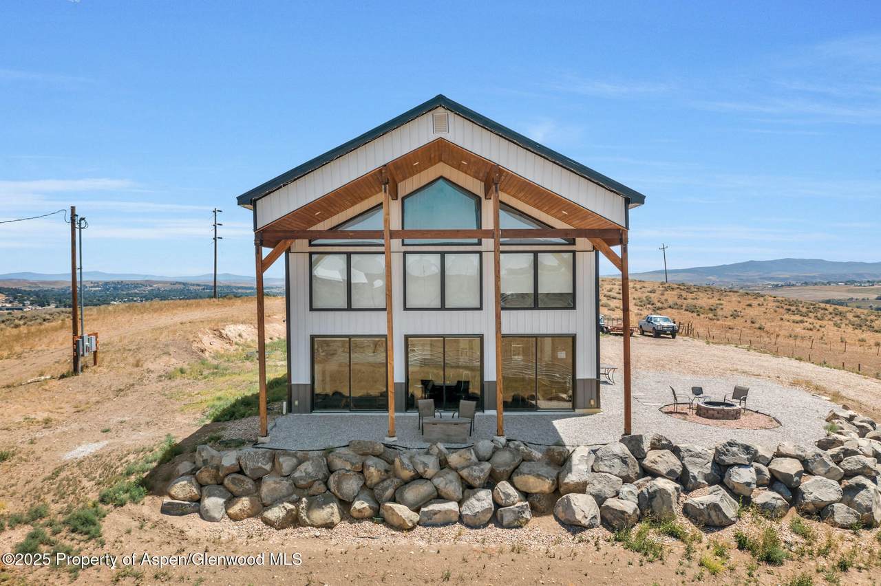 3025 Doe Run Drive - Photo 1