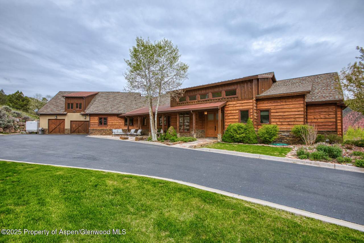 1204 Huebinger Drive - Photo 1