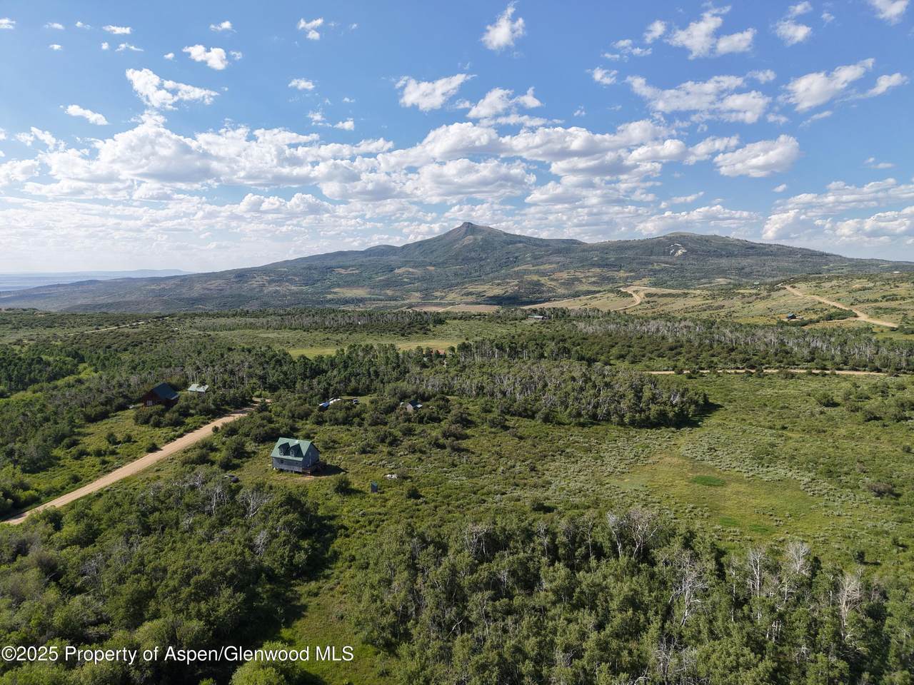 276 Sycamore Road - Photo 1
