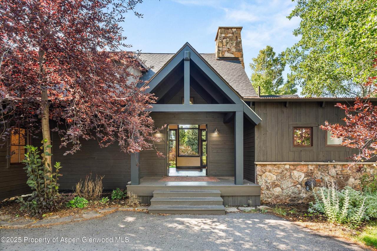 10 Patterson Drive - Photo 1