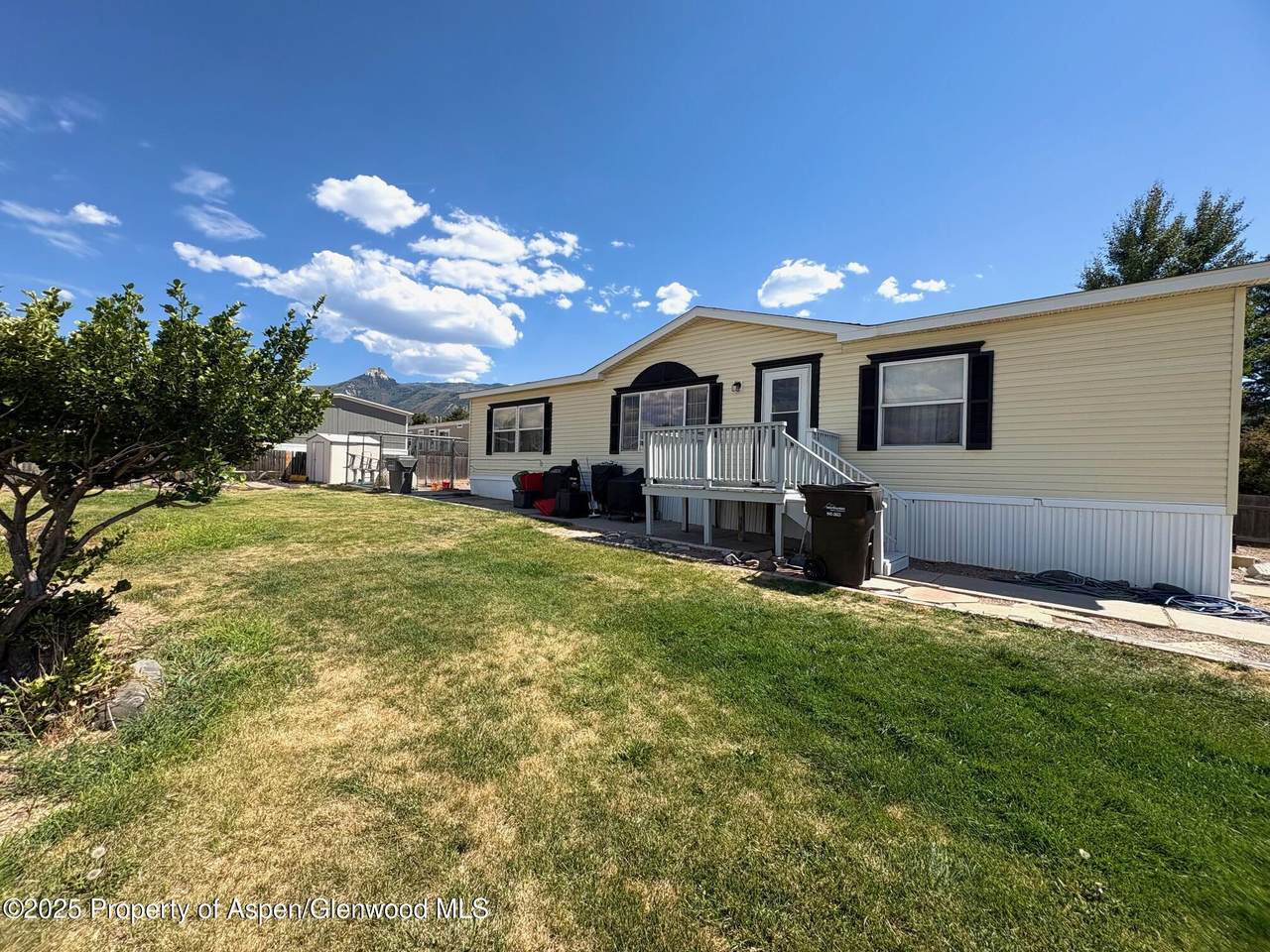 100 Logans Lane - Photo 1