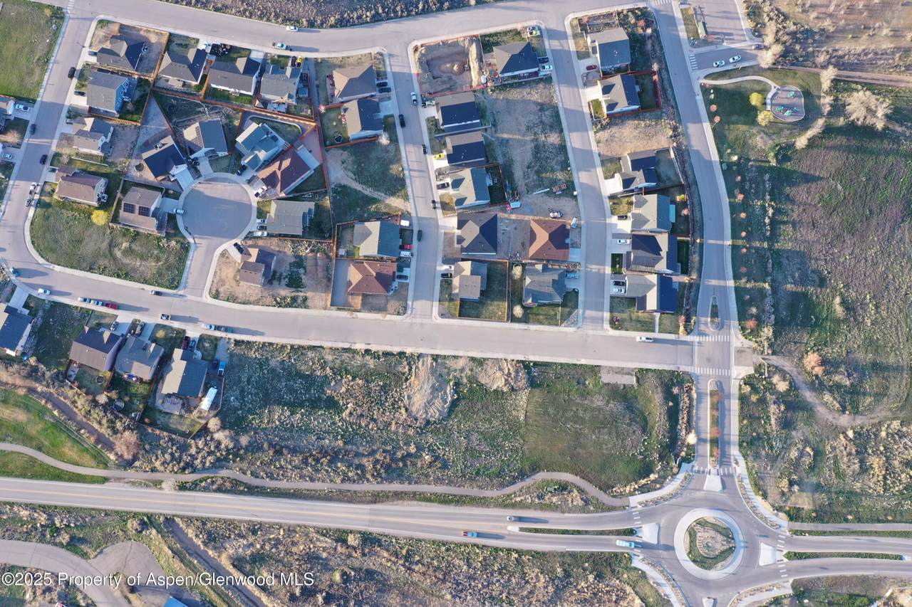 1002/1003 Sabino Lane - Photo 1