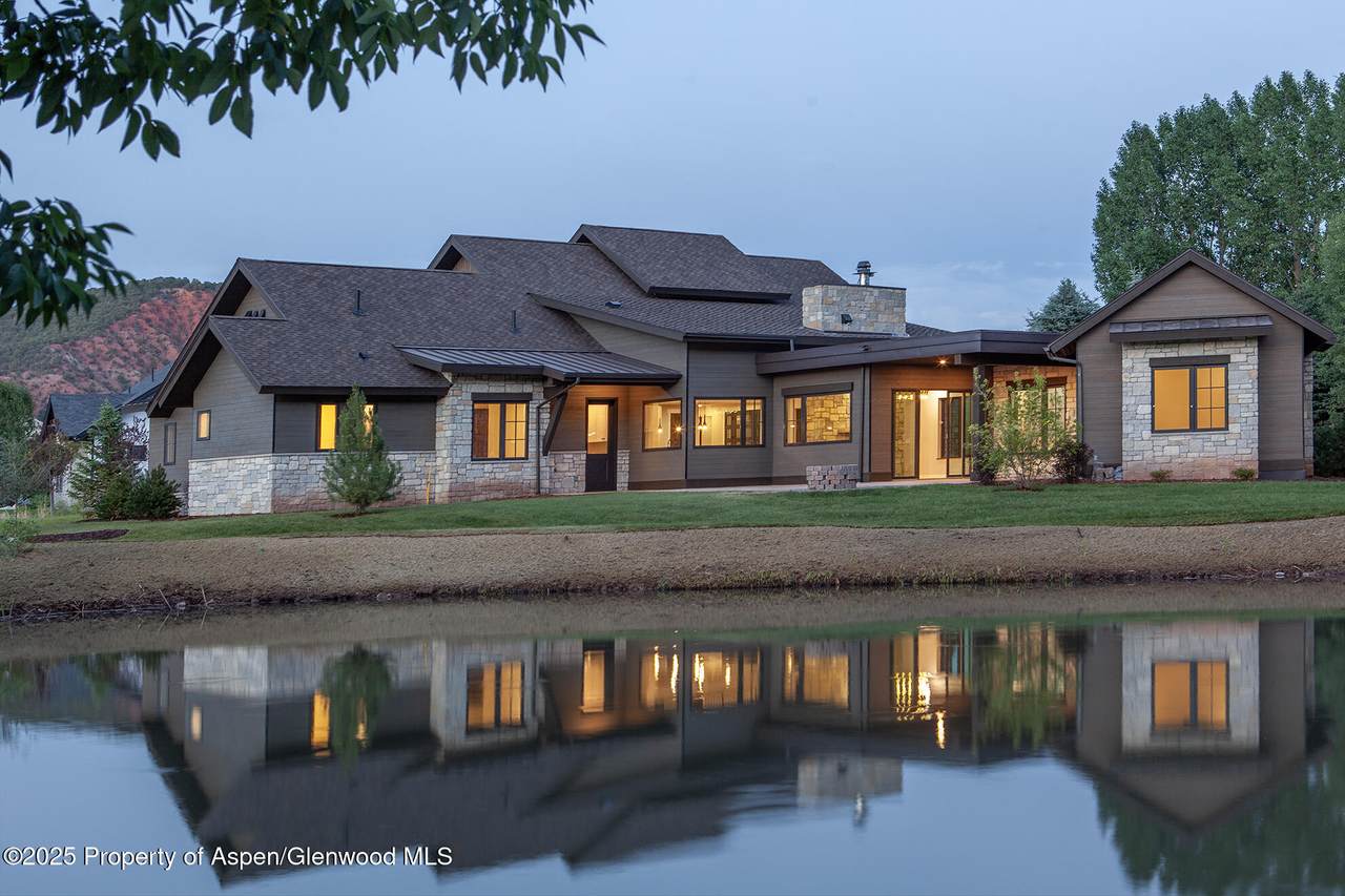 115 Sundance Trail - Photo 1