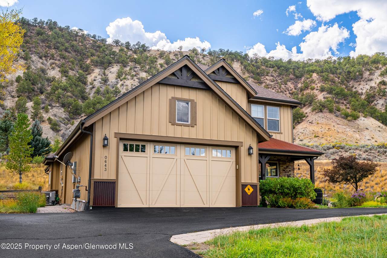 643 River Bend Way - Photo 1