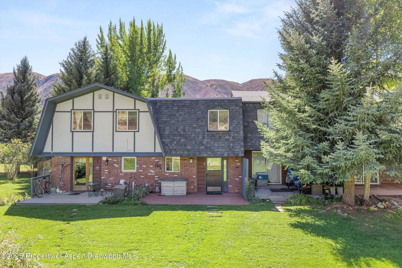 331 Holland Hills Road - Photo 1