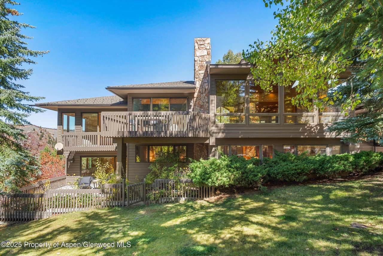 259 Deer Ridge Lane - Photo 1